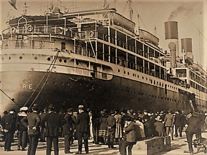 Italian immigrants arrived in La Guaira in 1947 [Photo] - La Voce d'Italia