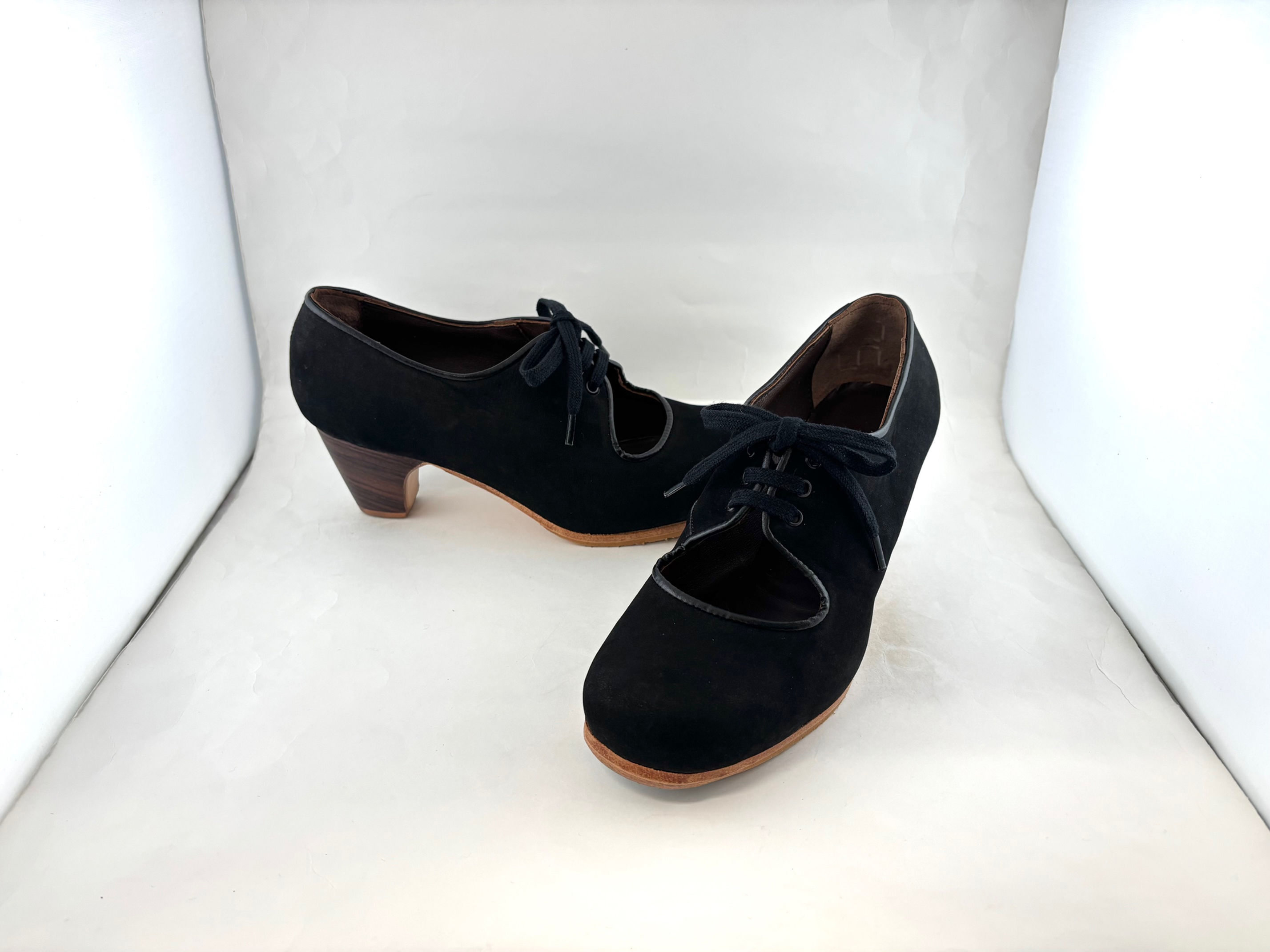 36.0　細幅　カルメン　ヌバック　黒　クラシコ　5cm　木目　27732