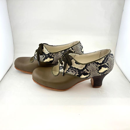 フラメンコシューズ セノビージャ 38(約24cm) フラメンコシューズ セノビージャ 38(約24cm) フラメンコ