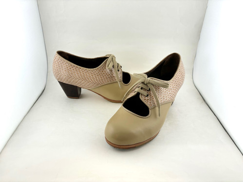 セノビージャ（Senovilla）フラメンコシューズ／ピンクベージュ