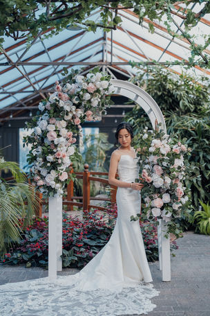 Toronto wedding photos at Madison Greenhouse venue