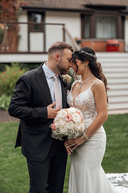 bride and groom portrait erin estate outdoor wedding photography