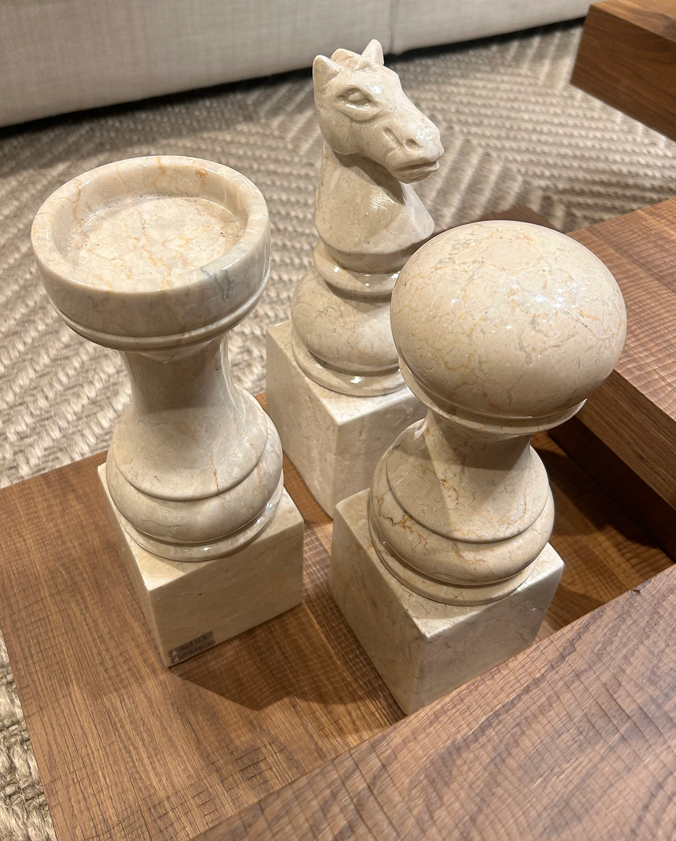 Set van 3 schaakstukken 