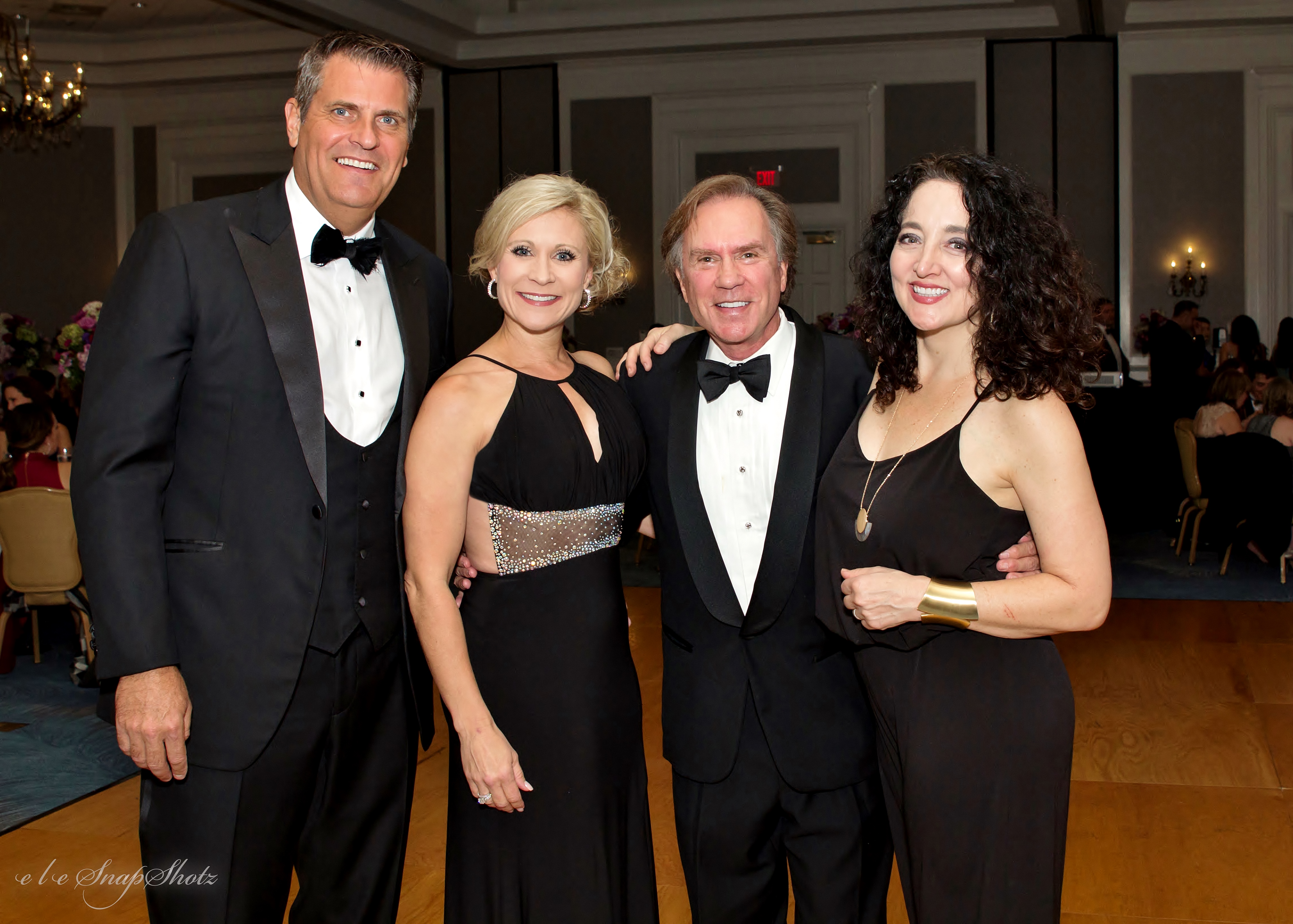 Baubles&BowtiesGala DAC e l e SnapShotz4