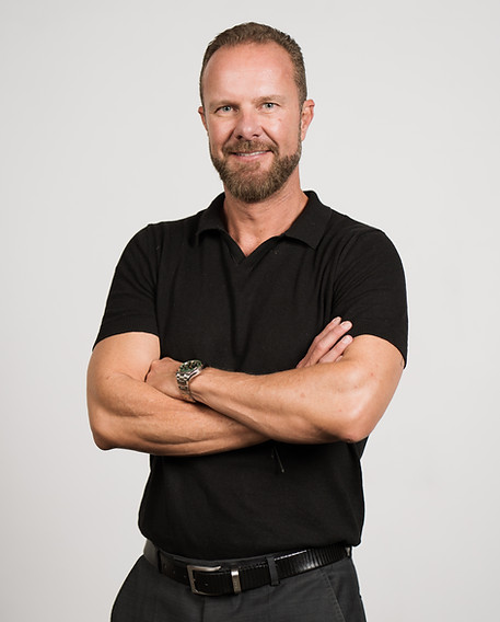 Kai Jacobsen, an experienced CEO and COO, providing authentic leadership coaching.
