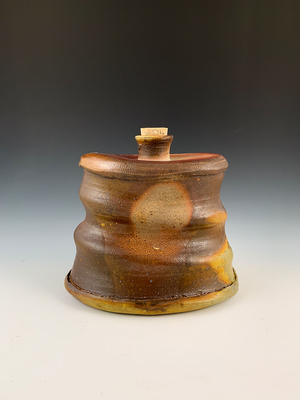 Thumbnail: Large Swirl Bottle