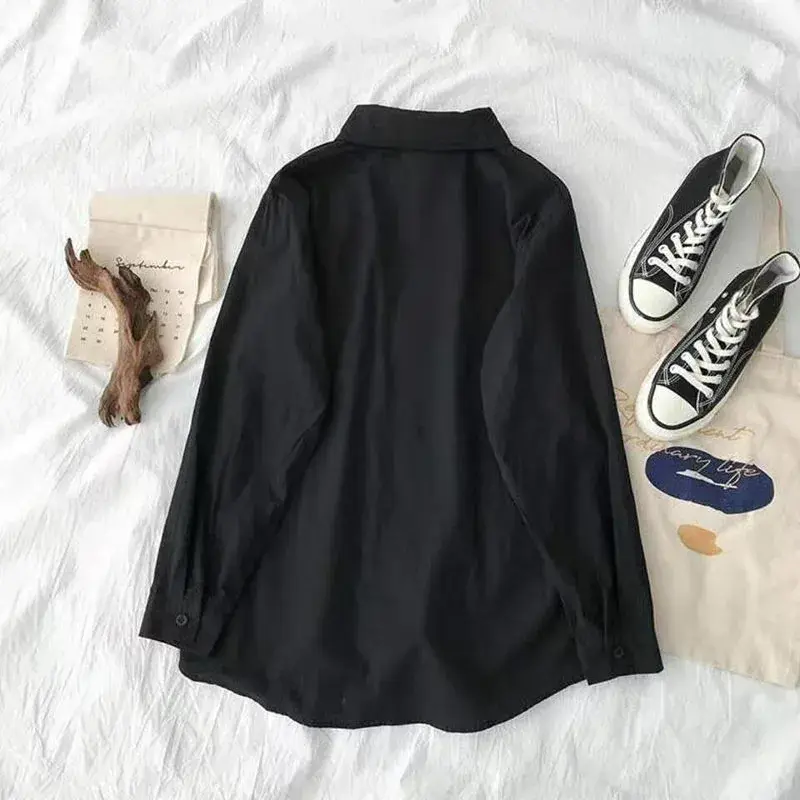 Thumbnail: Women’s Loose White Long Sleeve Shirt