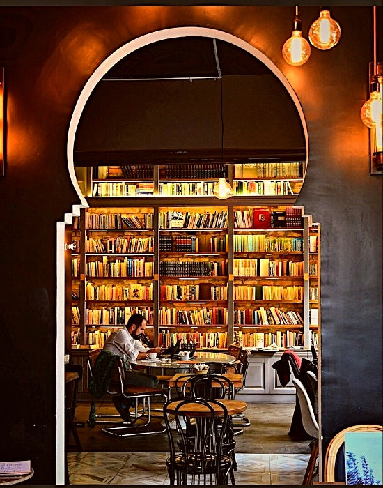 Minoa Pera book café – Istanbul, Turkey