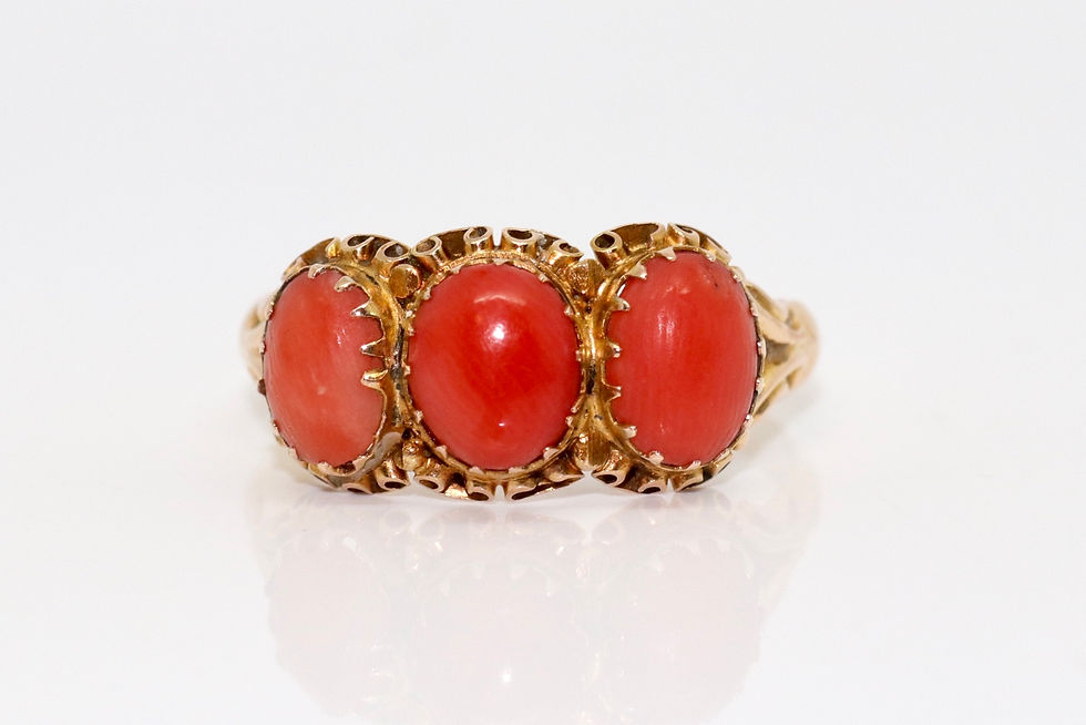 A Stunning Antique Victorian C1890 12ct Rose Gold Coral Three Stone Ring