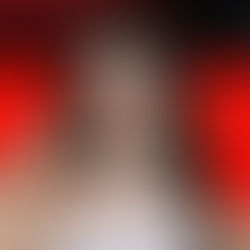 جوائز بيبول بالعربي - منال الزهراوي أفضل مؤثرة بسنة 2025