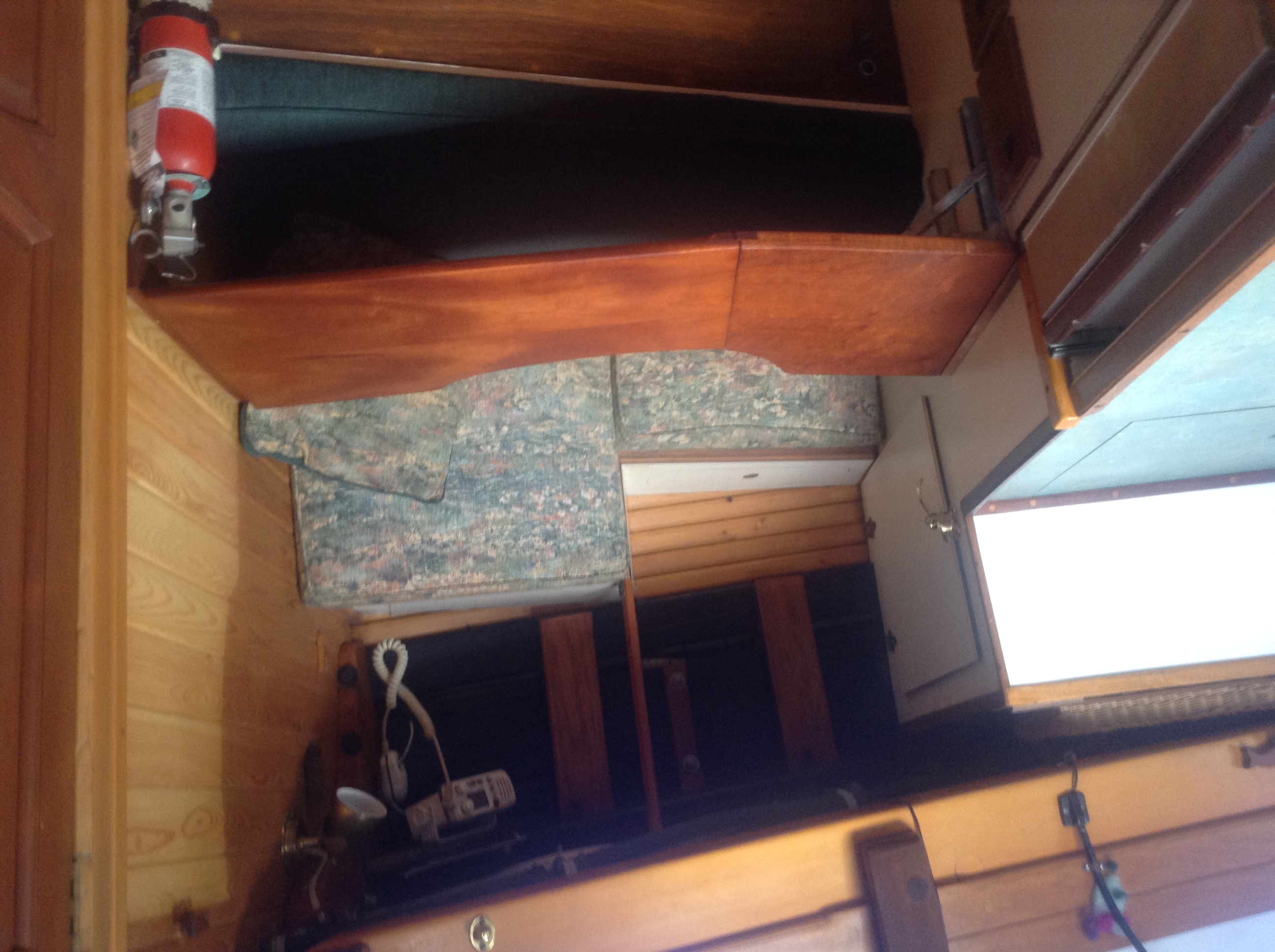 drop down table creates desk