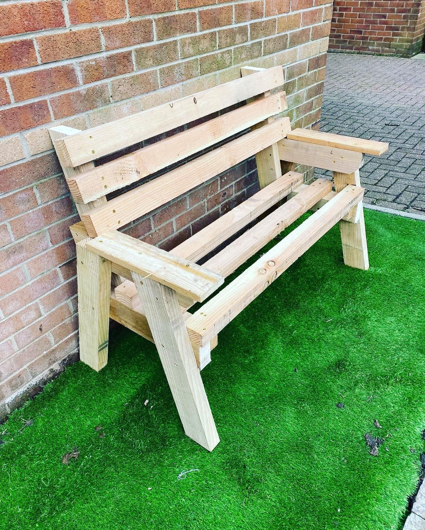 Garden bench 