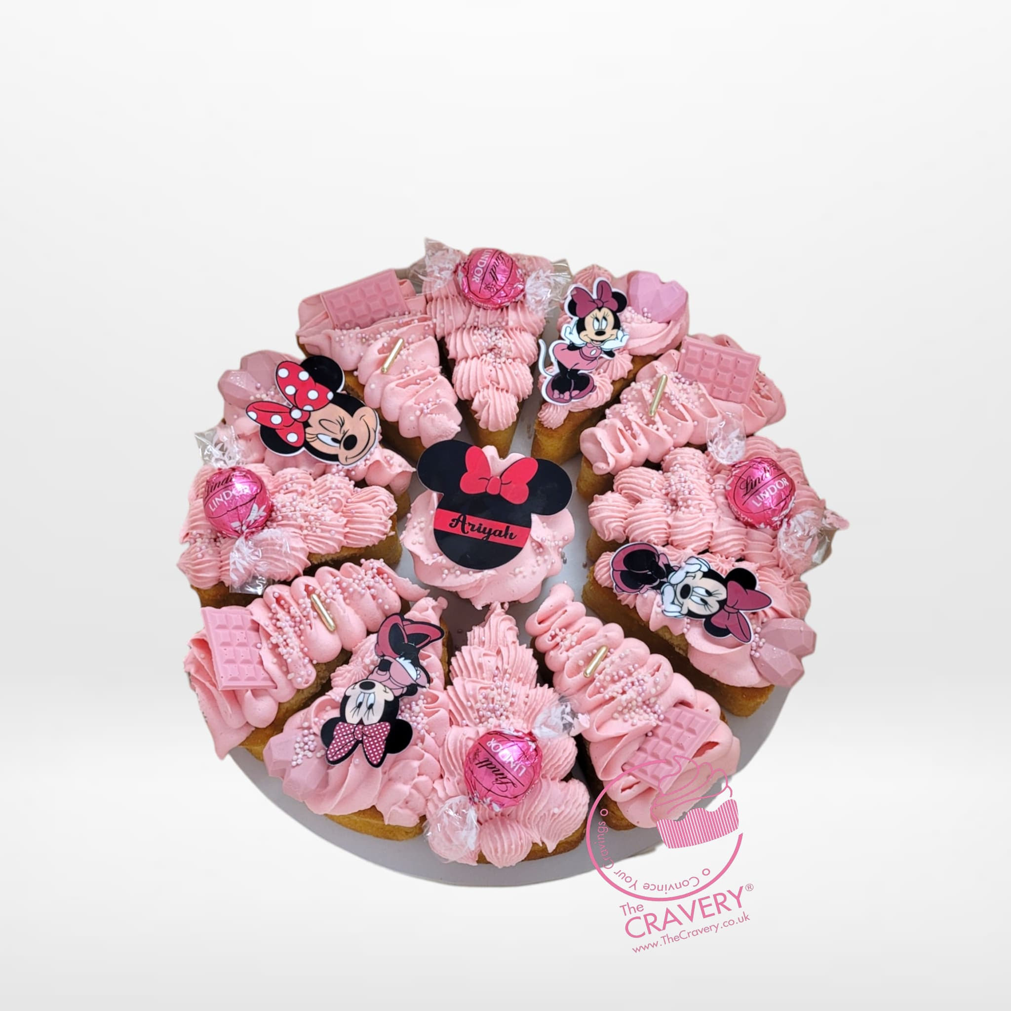 MINNIE MOUSE PIZZA CAKE