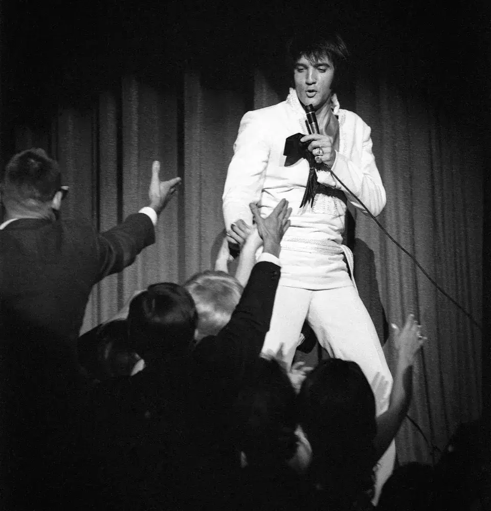 4d36cdc2-28c8-40b4-9763-bd5daad53b02-ELVIS-1969-8861-a_Photo_Credi_t_ElvisPresleyEnterprises.jpeg