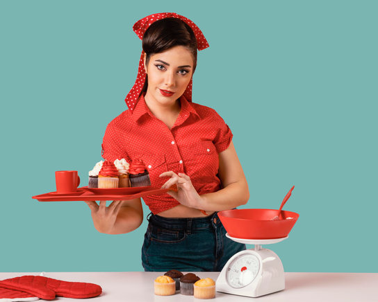 retro-pinup-girl-posing-kitchen.jpeg