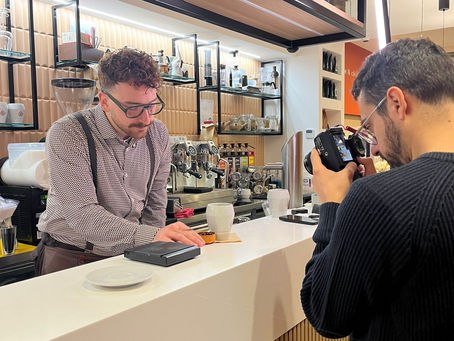 Perché metterci la faccia sui social (e smettere di inseguire i numeri)