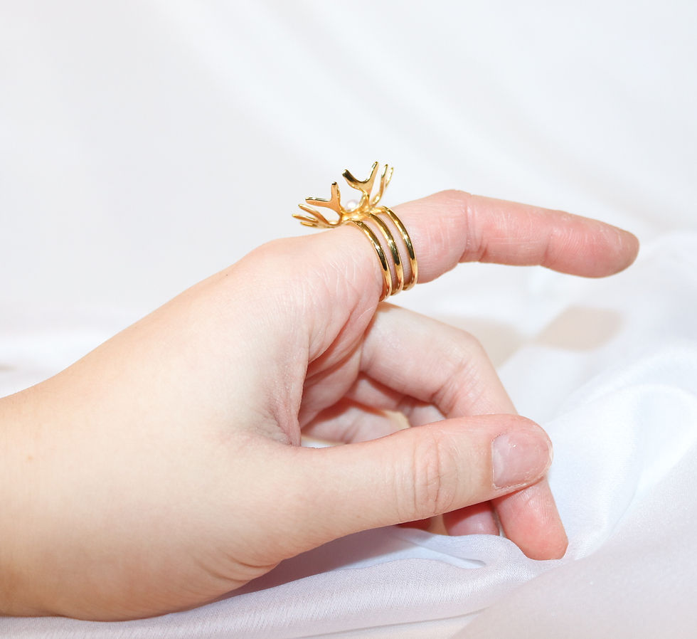 Thumbnail: Kintsugi 'Bowl' Ring Gold