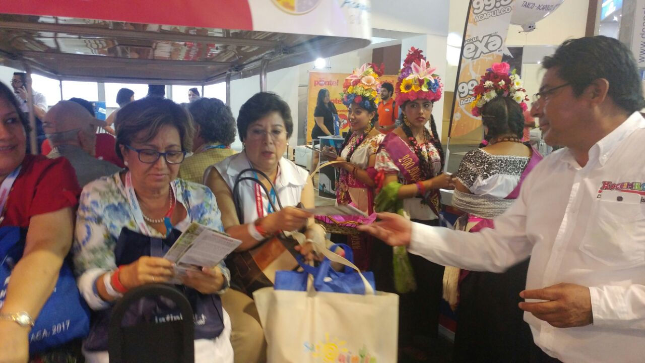 Tianguis_Turístico_(2)