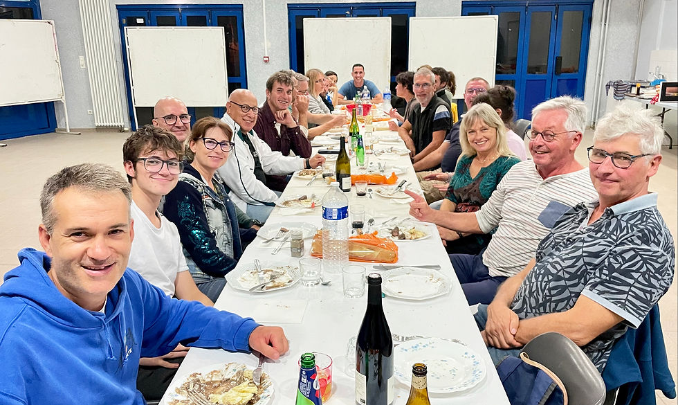 Superbe repas cuisiné par La présidente du Club Pradéen, Betty MONSEGUR.