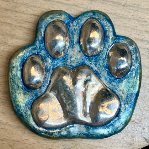 Paw side