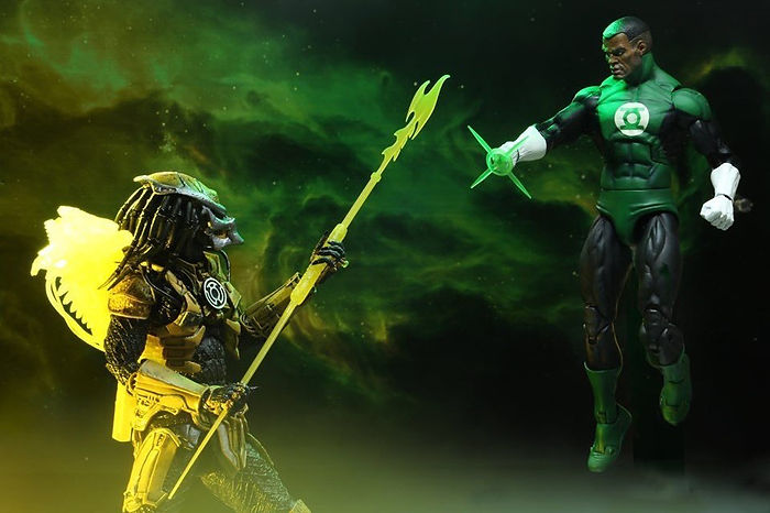 NECA Unleashes Yellow Lantern Predator against Green Lantern to