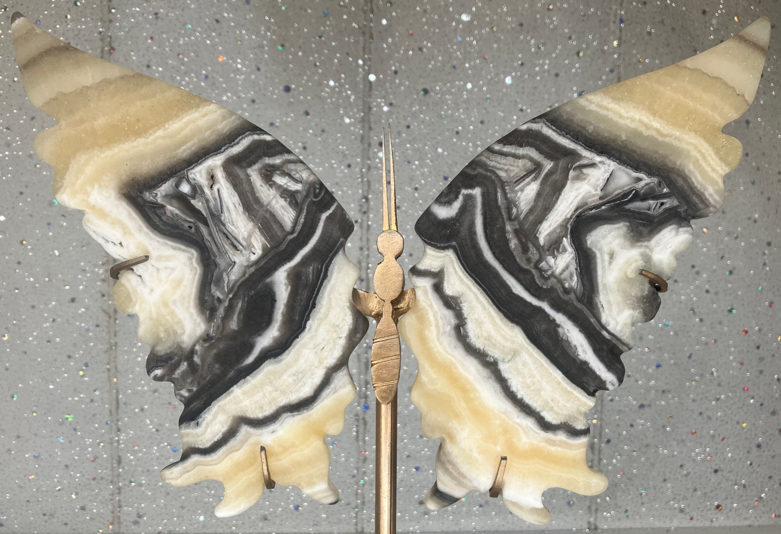 00001786 yellow calcite butterfly wings