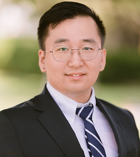01-Attorneys-900x900-dan-abarno.jpg