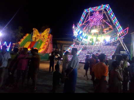 Myanmar market festival