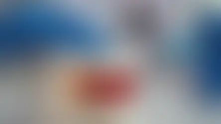 Doctor inserts steroid shot into spinal disc to help treat degenerative disc disease