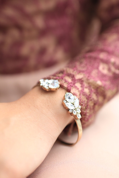LADY N JEWELRY - MULTI WHITE GEM BANGLE