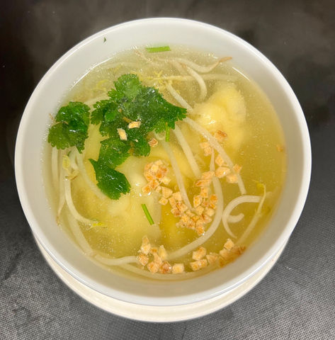 Chicken wonton soup