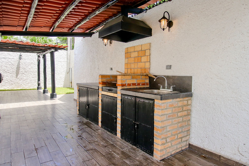 Thumbnail: SOLD Villa Piscis 8.