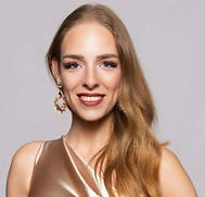 Modeling Picture - Mireille Postma_edited_edited.jpg