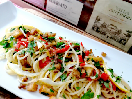 PASTA AGLIO OLIO E PEPERONCINO MIT ZITRONEN-SARDELLEN-BROTCROUTONS