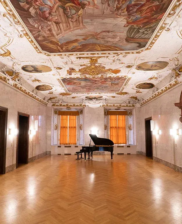 Between Classical and Modern Music