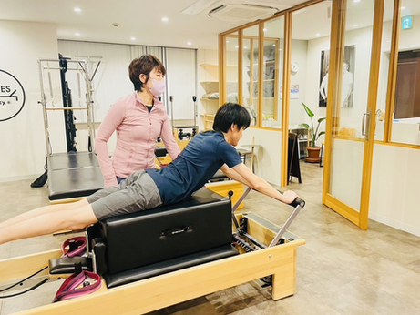 男性もピラティス!会員様増えています!