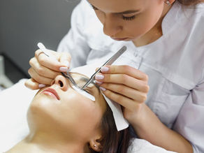 Ergonomics: Preventing Pain for Lash Artists