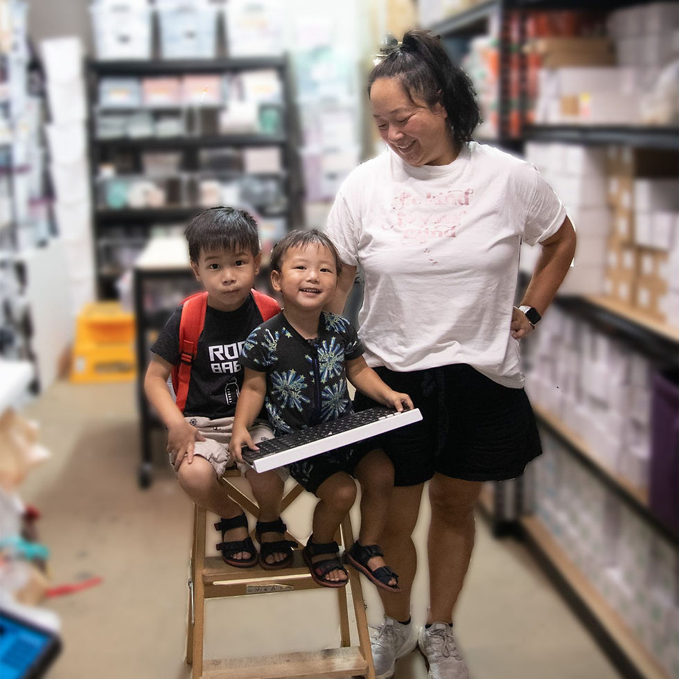 How I Built a 20K-Strong Brand from My Living Room (with a Baby in a Pouch)