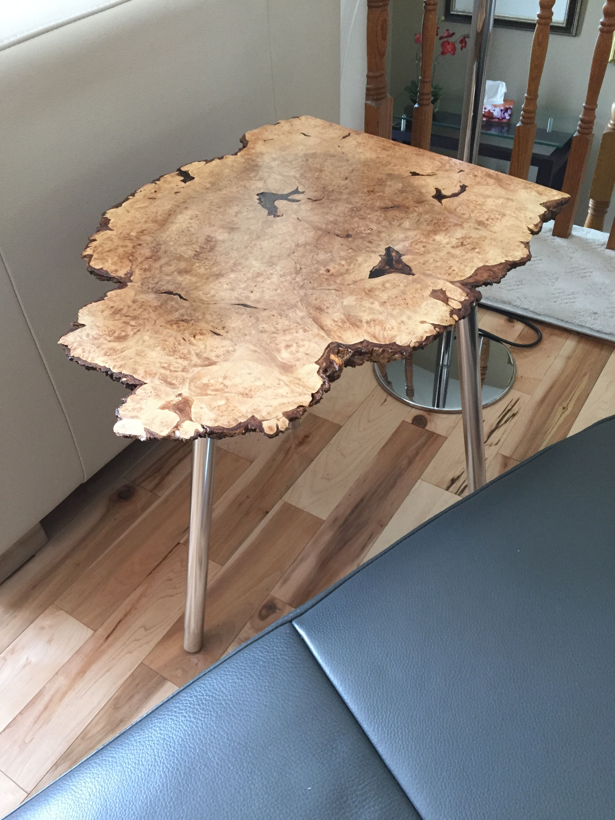 MAPLE BURL END TABLE