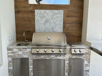 modern outdoor kitchen