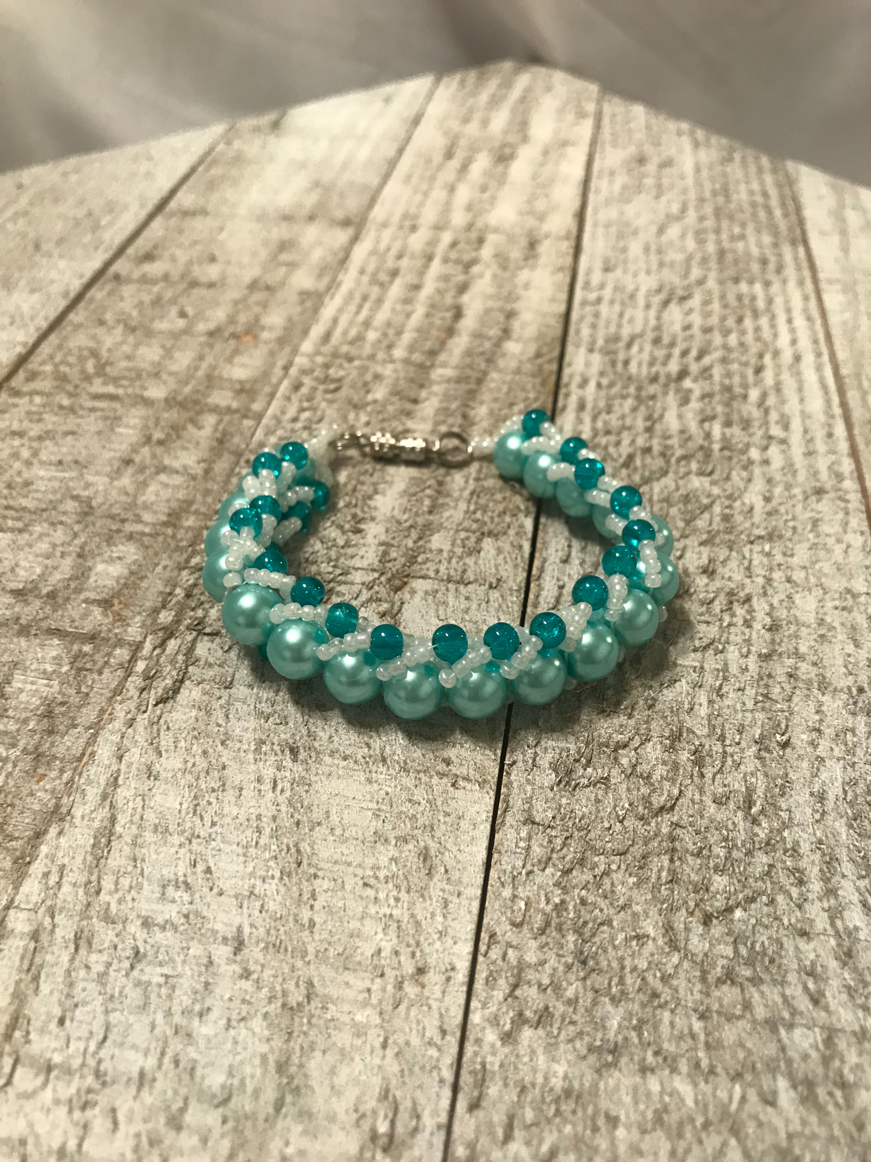 Mint Pearl Bracelet 
