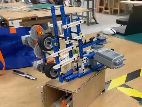 LEGO Ping Pong Ball Launcher