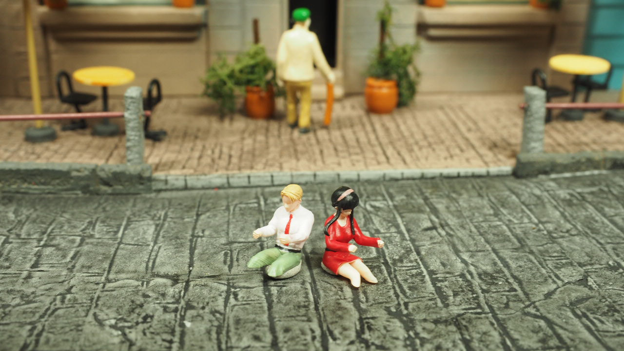 DWS 1/64 Figures  Spy x Family + Ferrari  2pcs set LTD ED DWSS64040