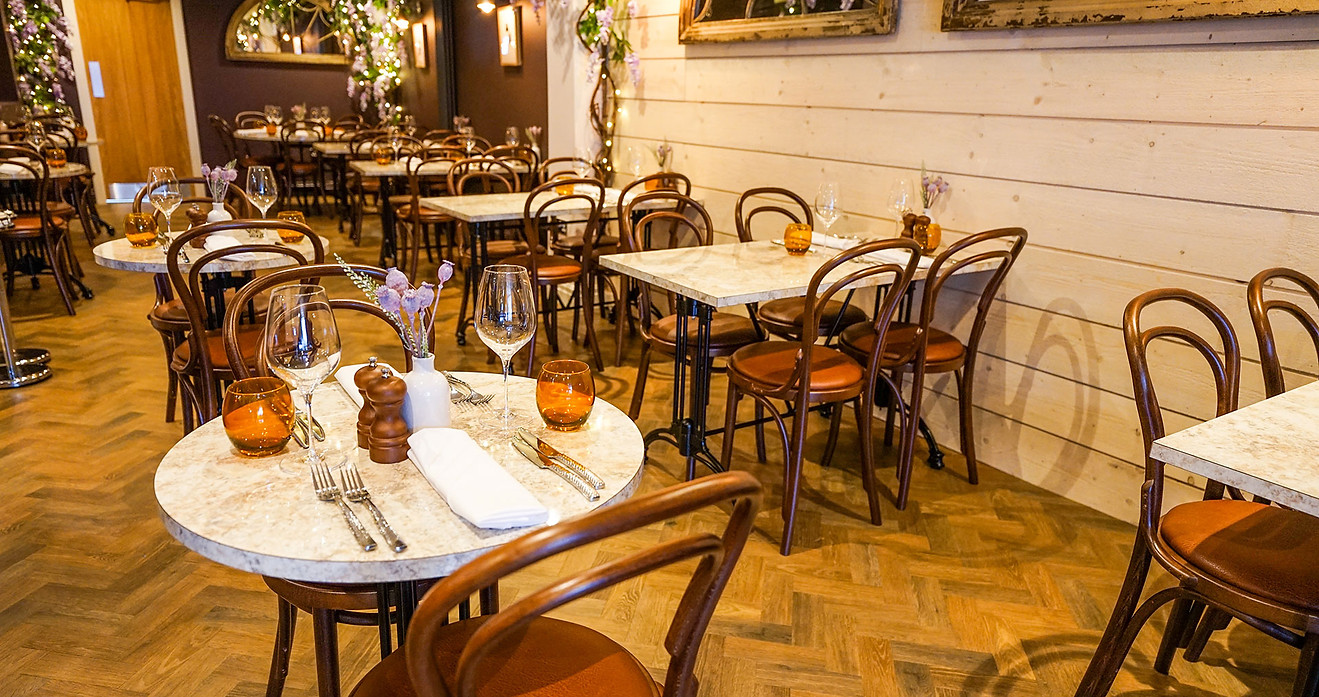 Botanic Road Bar & Restaurant About