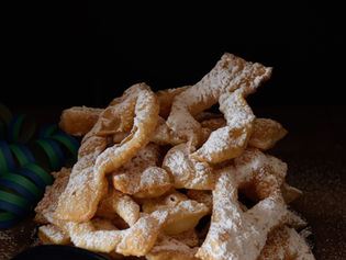 Chiacchiere con panna
