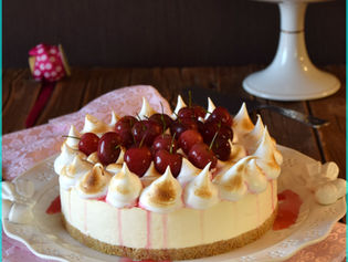 Cheesecake al limone e meringa svizzera