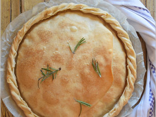 Torta rustica,ricotta,cipolle e porcini