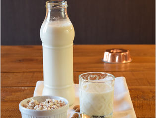 Latte di mandorle