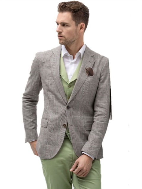 Stilvoller Hochzeitsanzug in einem lebendigen frischen Look. Légerer Look in einer perfekt stilvollen klassischen Kombi.