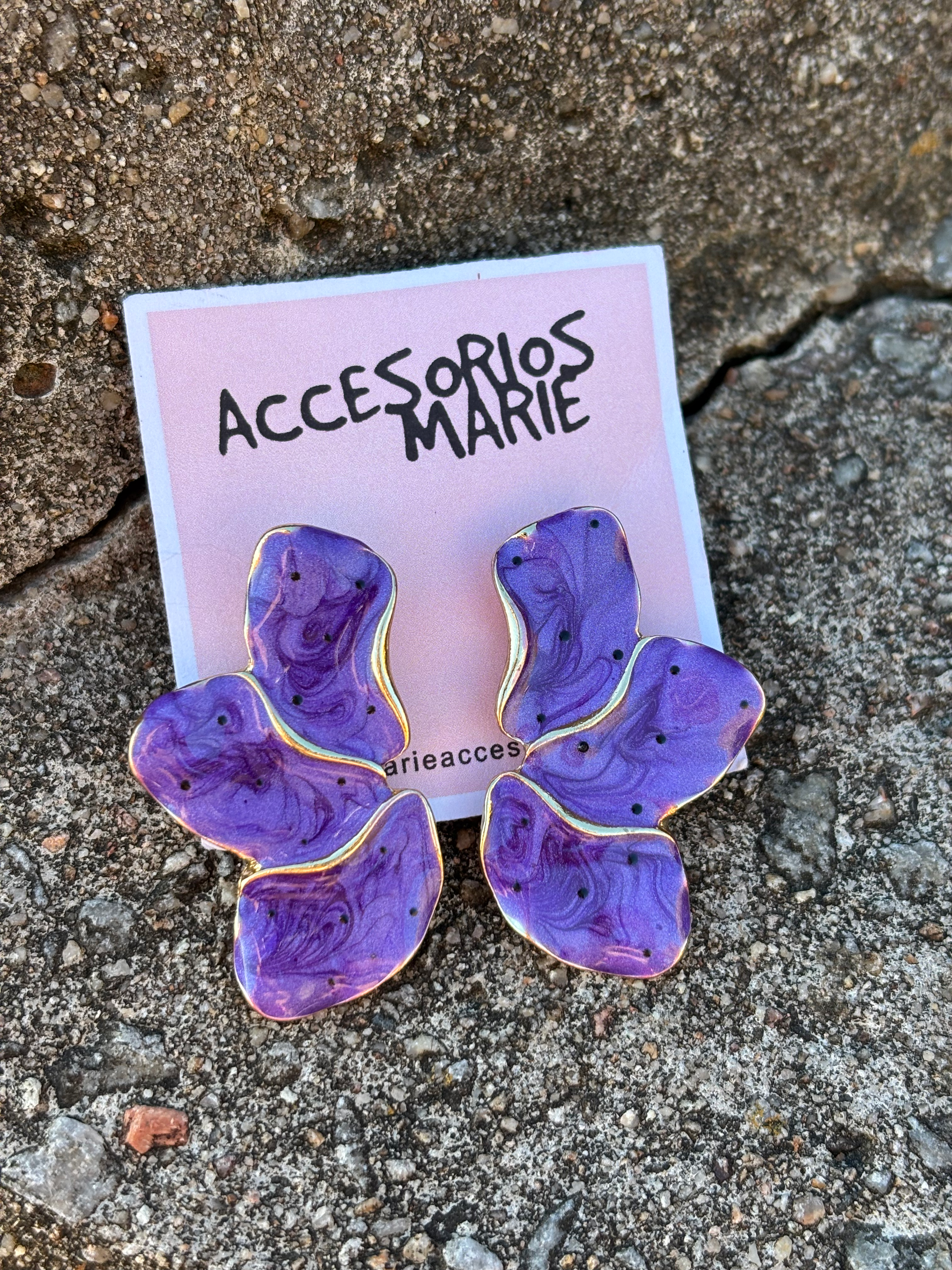 Caravanas irregular 💜